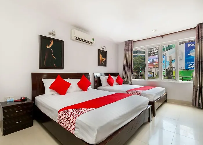 Oyo 375 Hoa Binh Hotel