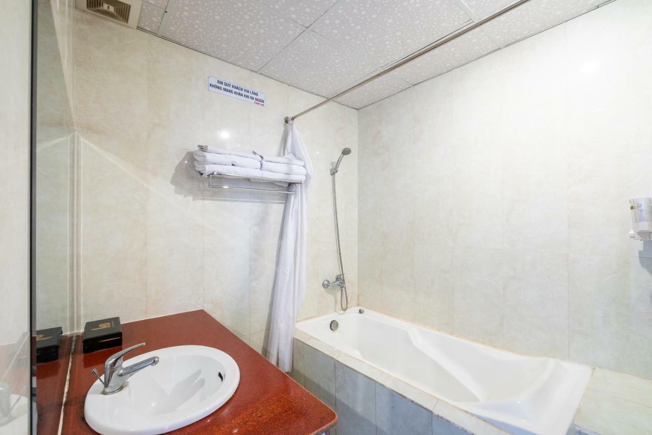 Oyo 375 Hoa Binh 2* Da Nang
