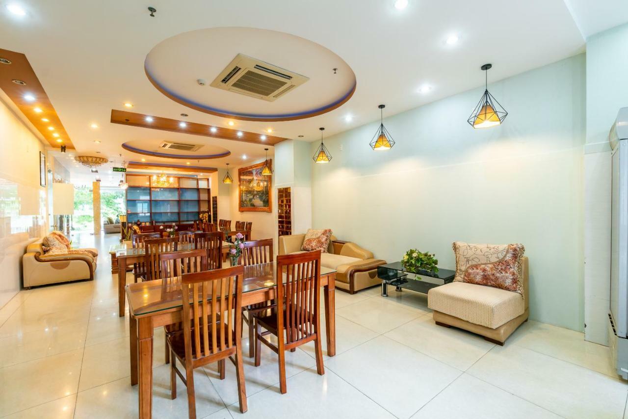 Hotel Oyo 375 Hoa Binh Da Nang